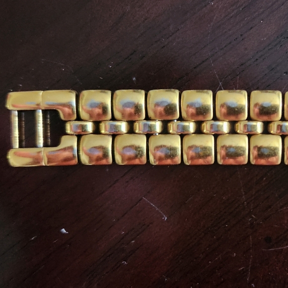 Vintage Anne Klein Watch - Picture 7 of 16